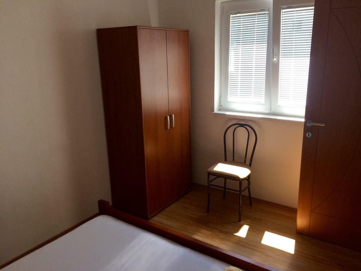 Apartmani Brusel Pag Eksteriør billede